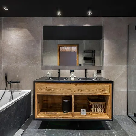 Neuf Contemporain A Courchevel, 5 Chambres, Jacuzzi, 10 Adultes + 4 Enfants - Fr-1-562-1 Шале