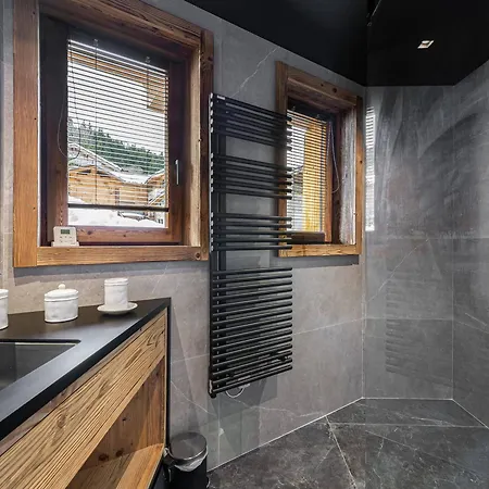 Neuf Contemporain A Courchevel, 5 Chambres, Jacuzzi, 10 Adultes + 4 Enfants - Fr-1-562-1 *